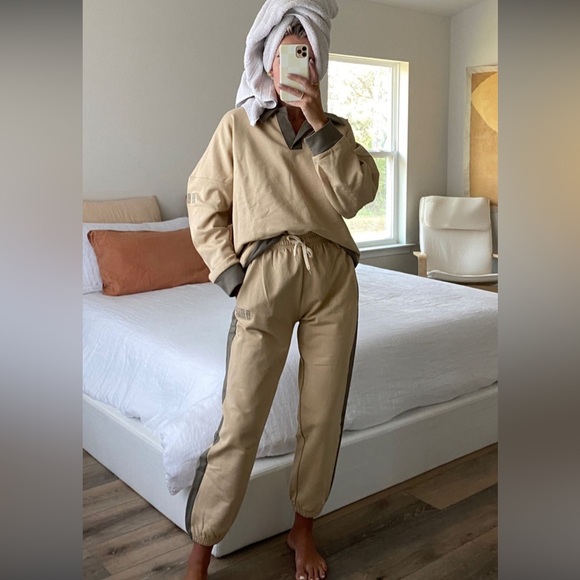 ByBillie Set - Picture 3 of 4